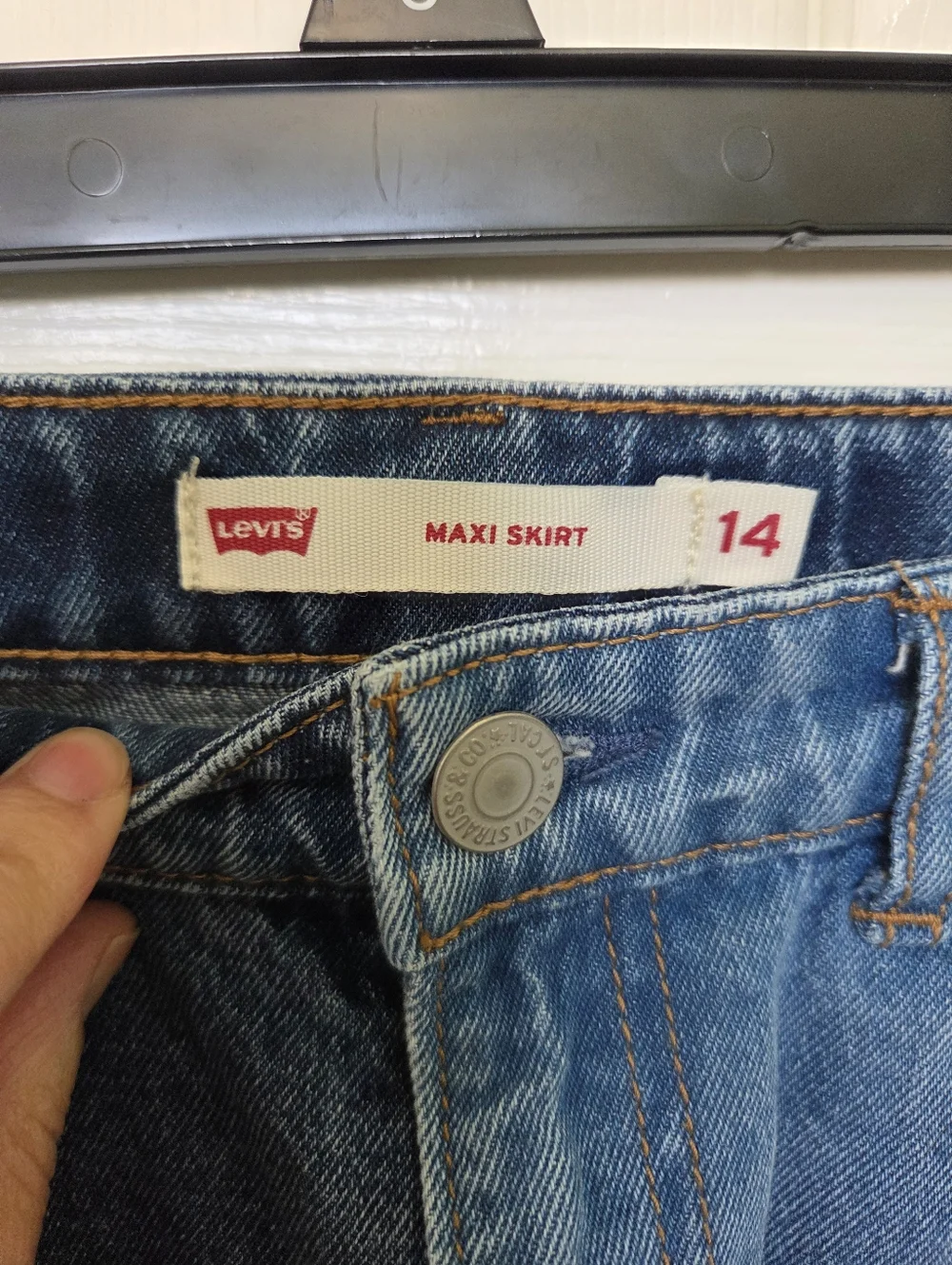 Levi's Two-Tone Blue Denim Skirt with Star Patches Western Cowgirl Rodeo 14 Girl
